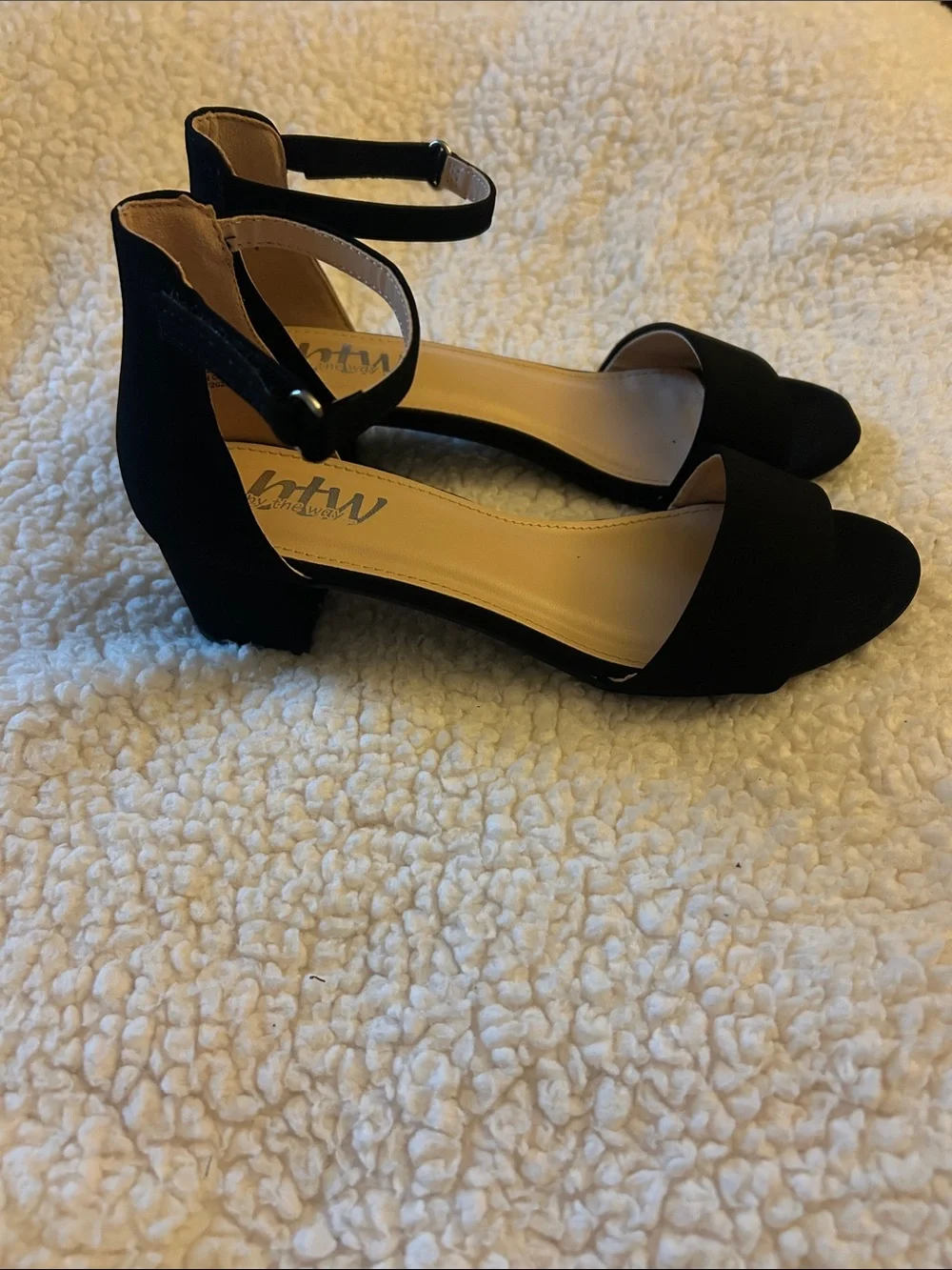BTW Girls Size 3 Black Heels
